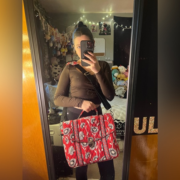 Vera Bradley Deco Daisy Messenger/Laptop Bag - Picture 13 of 16